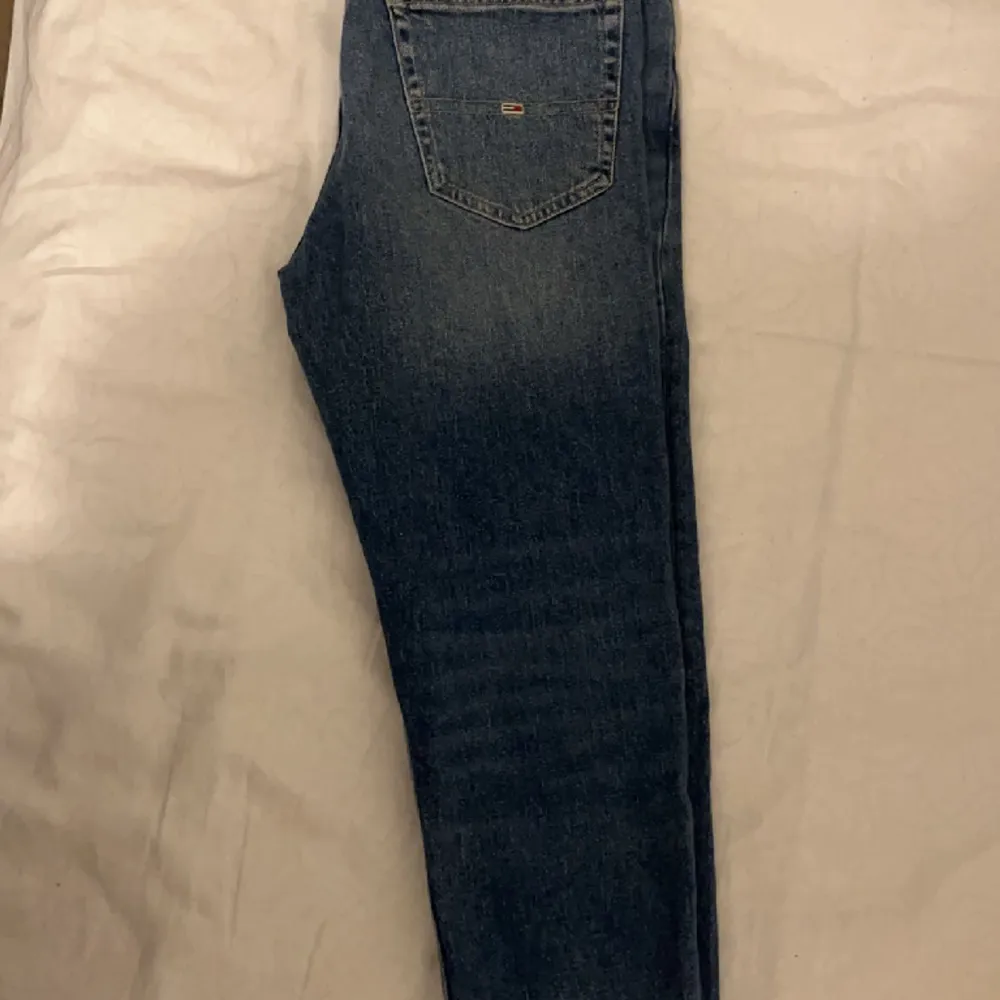 En blå superfin jeans. Jeans & Byxor.