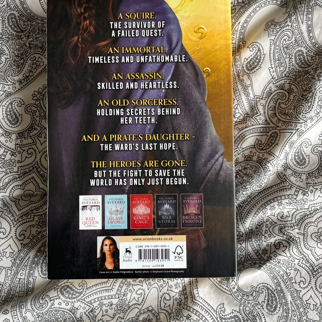 Bok- realm breaker, Victoria Aveyard - 90