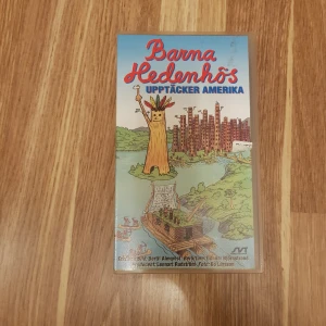 VHS Barna Hedenhös upptäker amerika sve tal - VHS Barna Hedenhös upptäker amerika sve tal