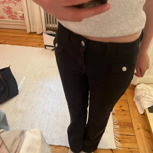 Fina jeans/cargo  - Fina jeans från hm! 🥰