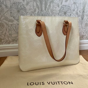 Louis Vuitton väska - Superfin LV väska