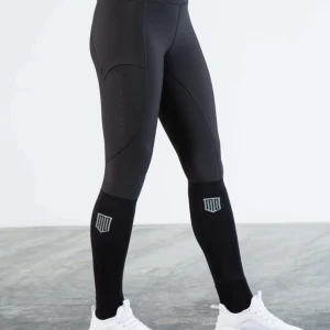 Maya Delorez ridbyxor - Jag säljer mina svarta Maya Delorez ridbyxor i storlek S, pga att de inte används. De är i bra skick utan synliga defekter, säljs för 300 kr ord pris 799. 