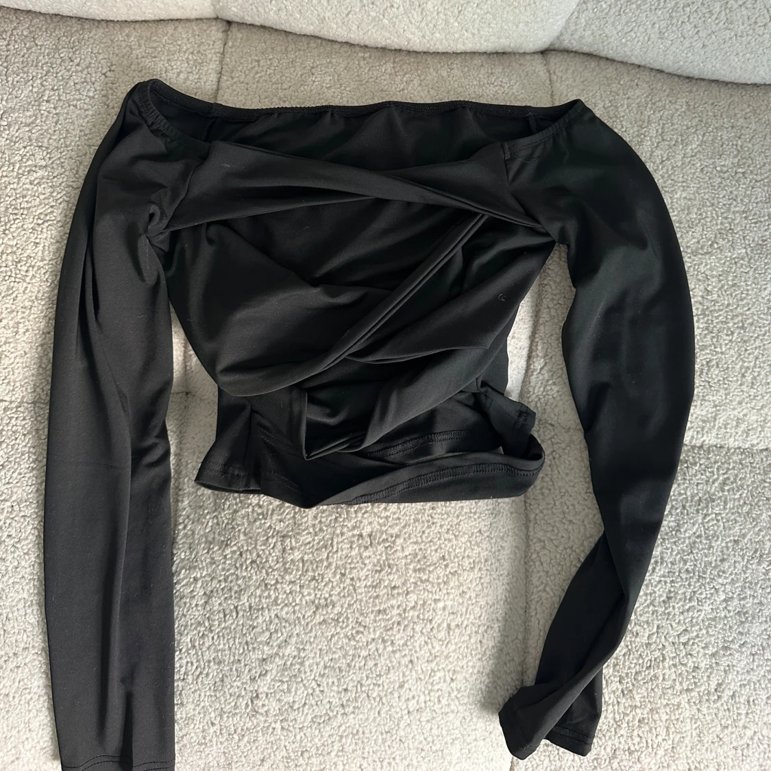 Svart långärmad topp