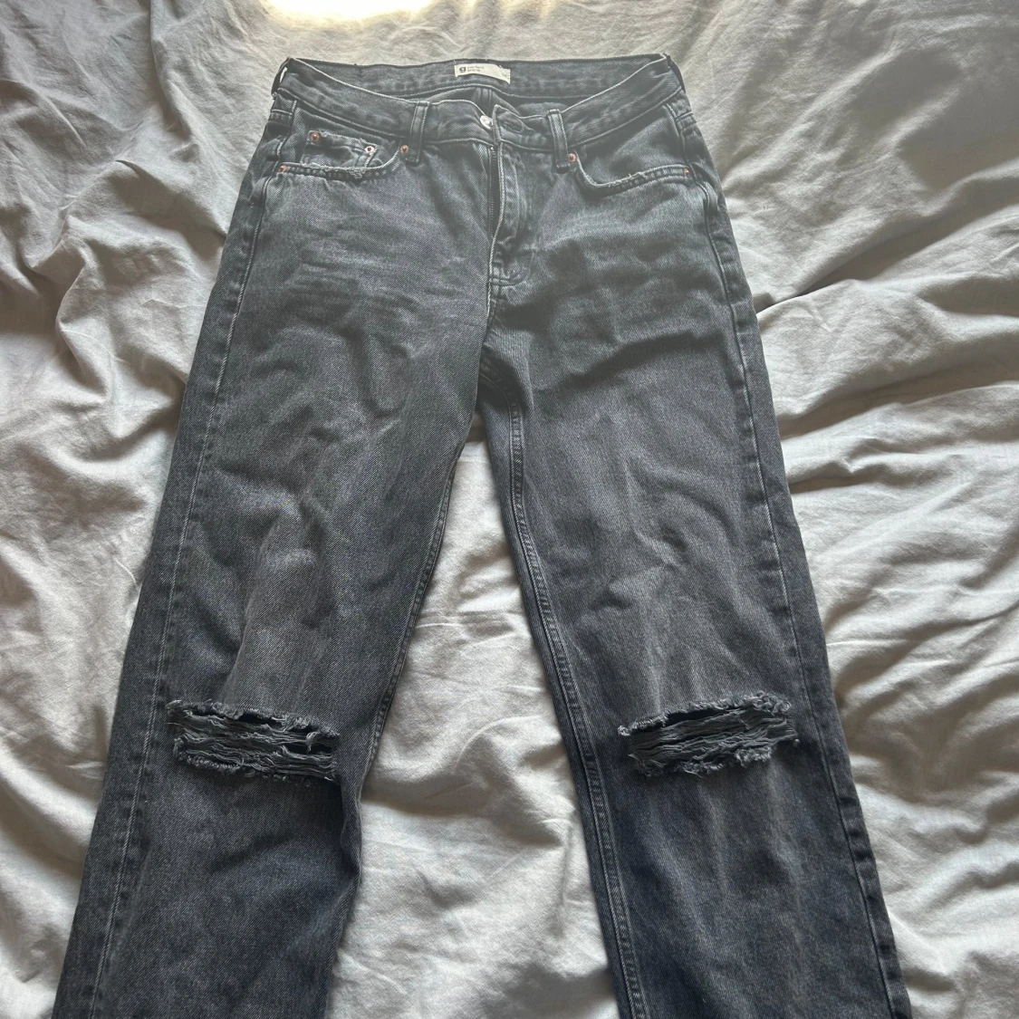 Jeans med hål från gina