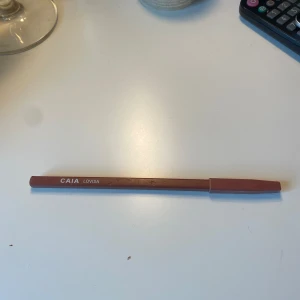 caia läppenna - Har aldrig använt pga fel färg!