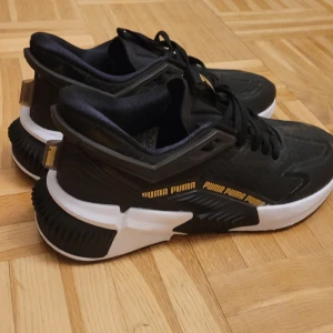 Sneakers puma - Nyskick använda någon gång 36-37