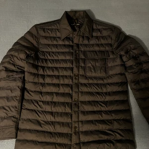 J Lindberg Jacka - Mörkblå J.Lindberg jacka, nypris 2 000kr