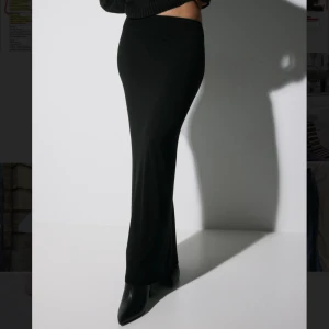 Lågmidjade kjol🖤 - Fin lågmidjad kjol🖤 150kr + frakt 