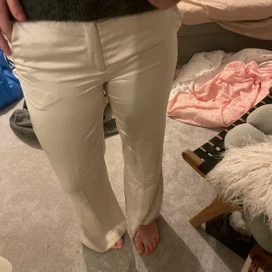 Satin byxor  - Rensar garderoben!!! Standard att beställa fel storlekar 👍☀️🫣😂🌸🌸