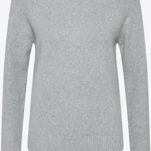 Stickad grå tröja från Vero moda i storlek xs. Säljer då den inte kommer till användning längre.
