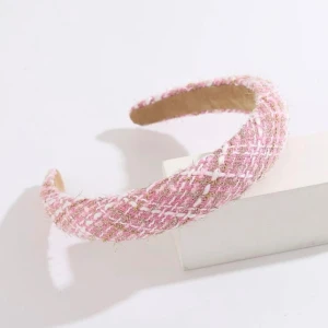 diadem - Säljer detta söta diademet, så fint men har för många så hinner inte använda det!!!❤️❤️❤️❤️