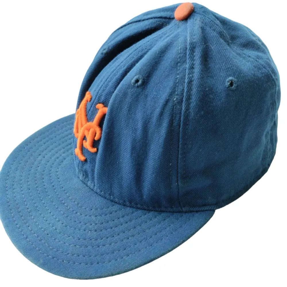 New York~New Era 59Fifty Fitted keps 57.7cm authentic collection. Vintage I bra begagnat skick. . Accessoarer.