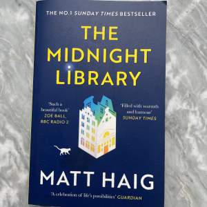 The midnight library av Matt Haig Pocket  Läst men i fint skick 
