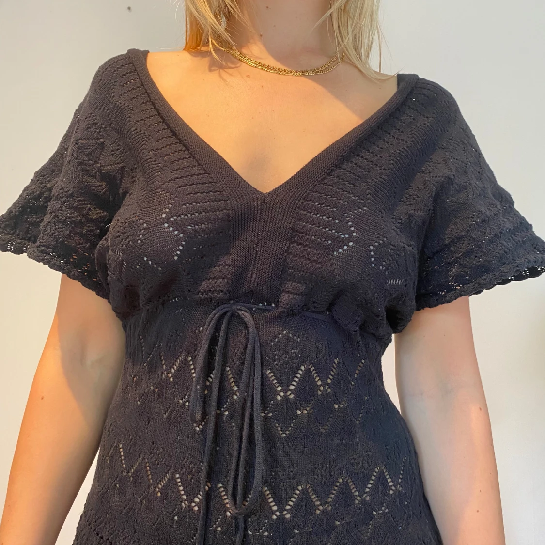 Svart virkad blus  - 90