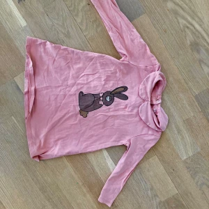 Mini Rodini klänning/tunika  - Storlek 80/86. Fint skick förutom liten fläck på armen.. se bild 