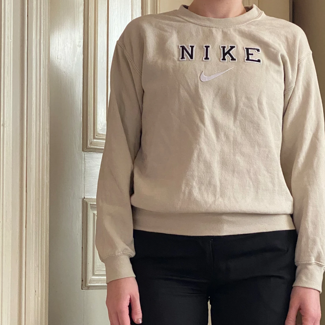 Beige tröja med Nike-tryck - 91
