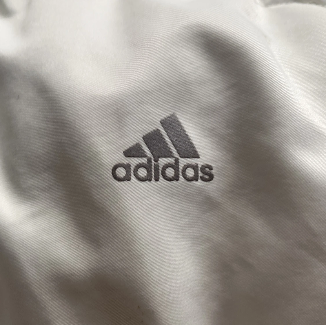 Adidas väst  - 90