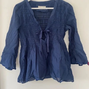 Odd Molly blus - Säljer denhär fina odd molly blusen som jag köpte plick då den inte kommer till användning💕skriv privat för fler bilder