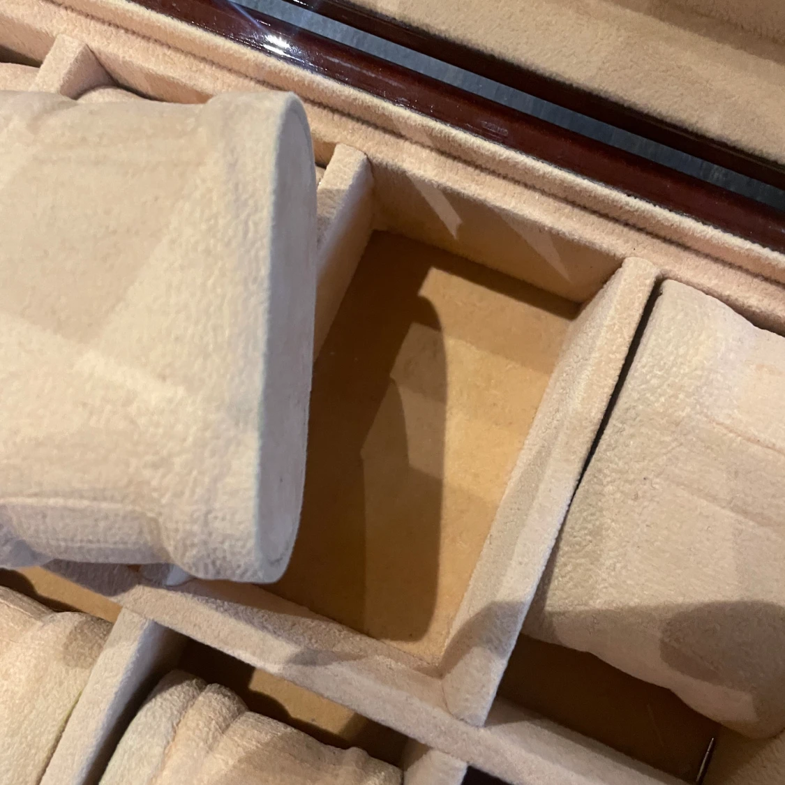 Klocklåda 8st klockor - 92