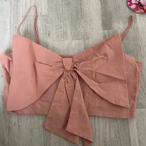 Rosett topp  - Helt ny 