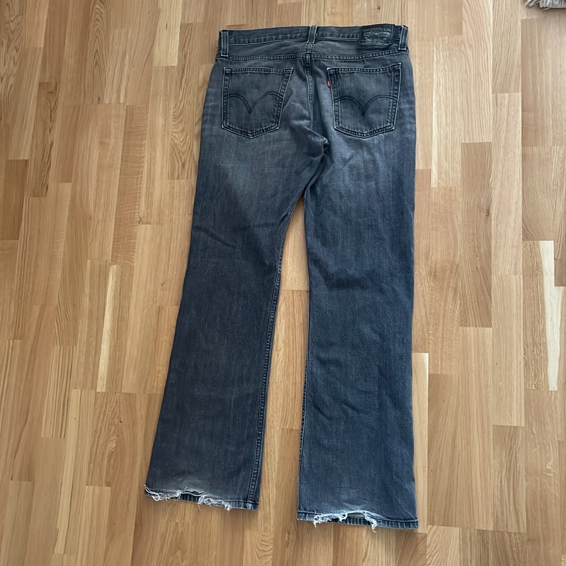 Levis boot cut jeans - 90