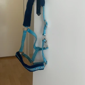 Mulle grimma - En mulle grimma från hööks till salu. Hyfsat bra skick. Storlek Cob. Kontakta mig vid seriöst intresse!💗