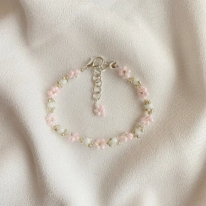 Handgjorda smycken  - 💗