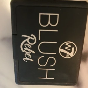 En blush från W7 - Bara testad 1 gång