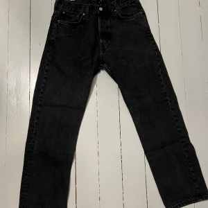 Weekday Jeans - Weekday space Jeans i svart!