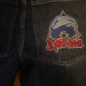 jävligt coola jorts från ds phat denim. passar skitbra till att skatea ! Dm för funderingar