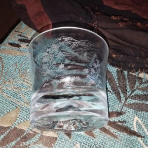 Magnor glassverk skål - Vacker med fjälllandskap