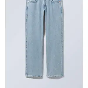 Jeans som inte kommer till användning men dessa är super fina!