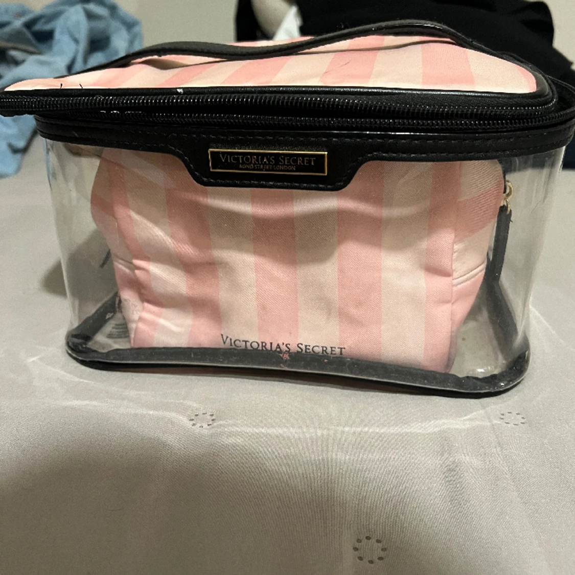 Victoria Secret neccesär  - 90