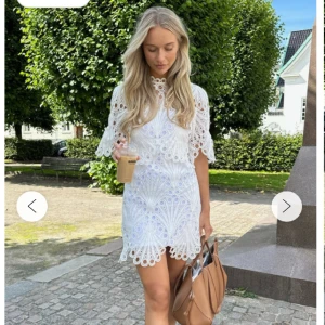 Söker denna klänning i s - Söker denna klänningen, helst i en s. Hör av dig om du har en du kan tänka dig att sälja!!!