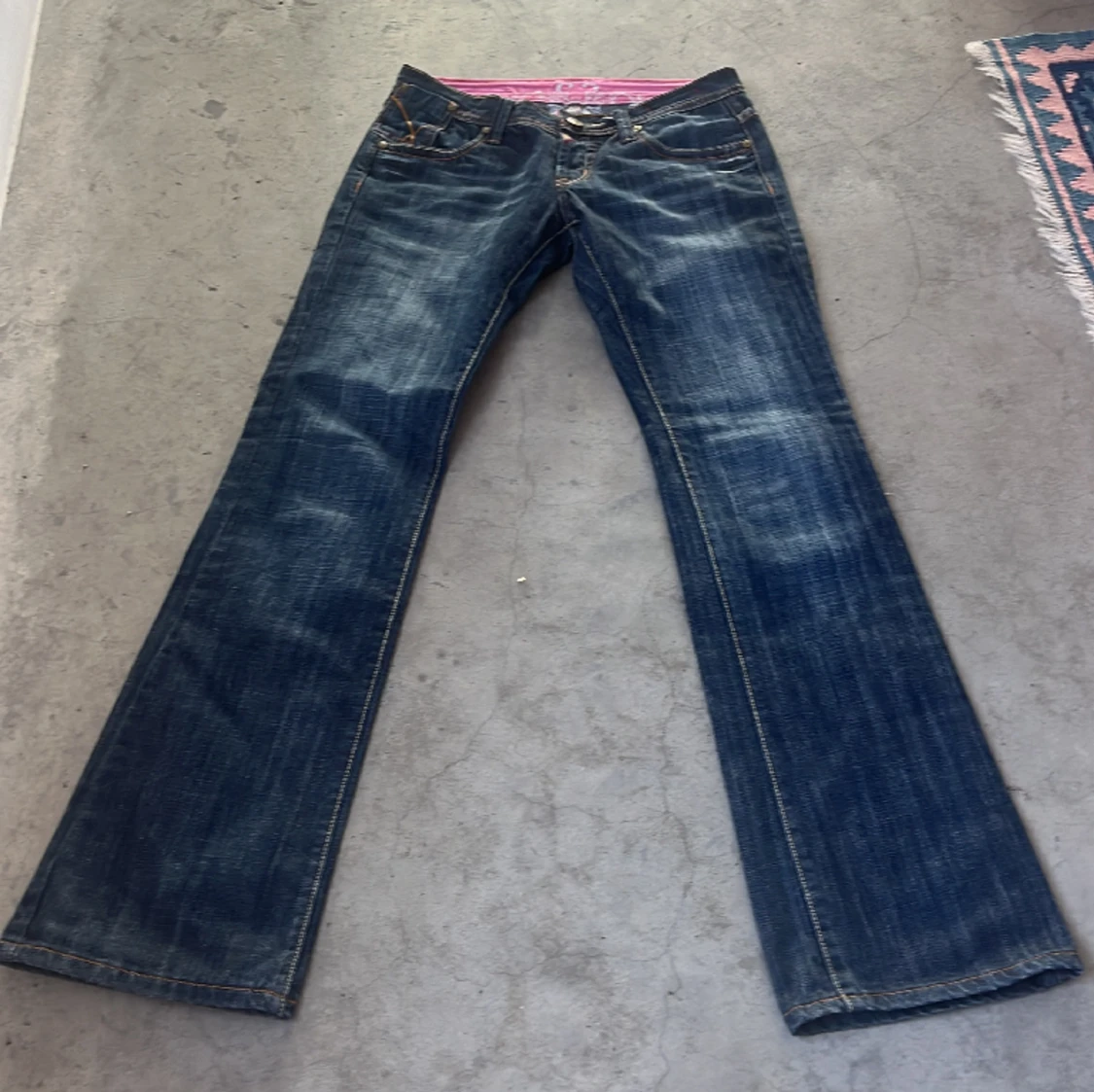 Low rise botcut jeans - 90