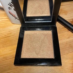 Vieve Highlighter  - Vieve highlighter 