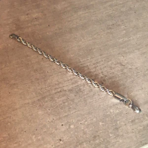 Cordellänk  - Silver färgat rostfri kedja mycket fin endast använd någon vecka, 18cm