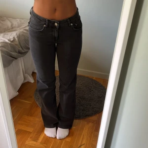 Jeans - Snygga jeans med coola fickor som jag aldrig använt! 