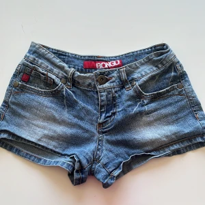 Vintage Demin shorts - vintage demin shorts i storlek S. bra kvalite, och snygga