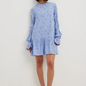 Blå klänning - Endast använd en gång helt nyskick!🥰