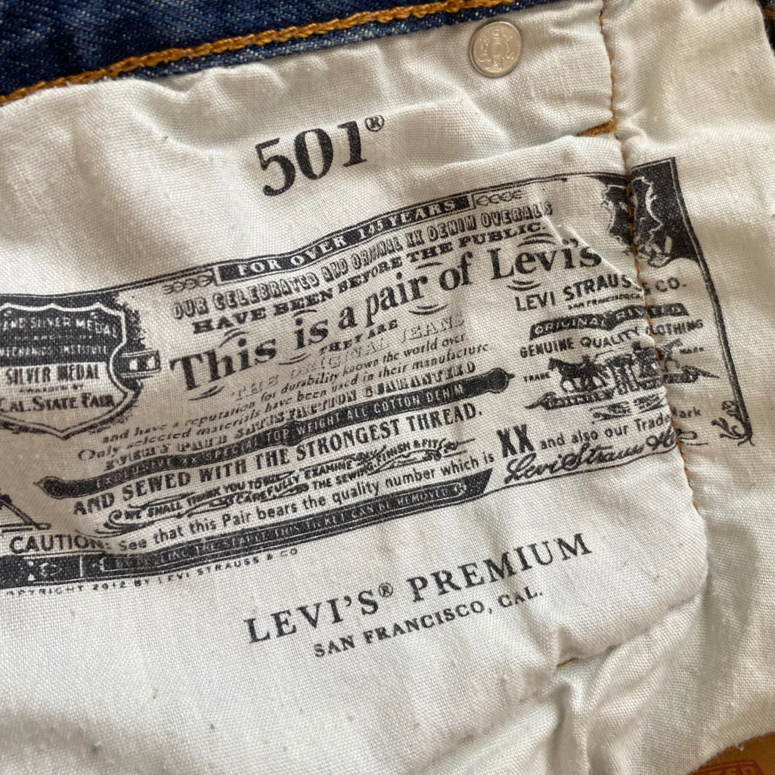 Levis shorts  - 92