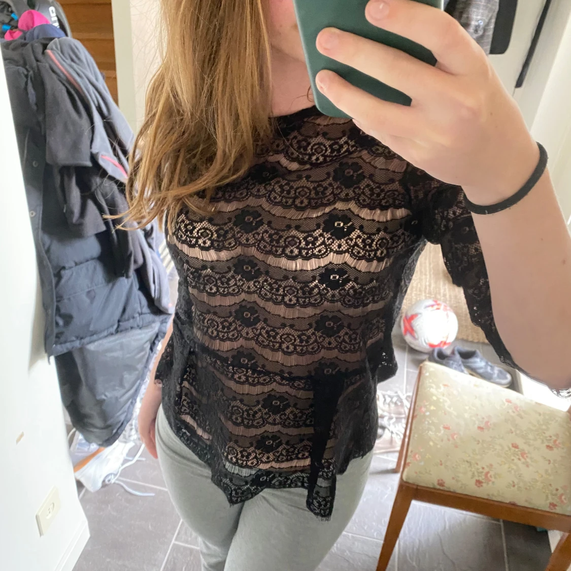 Fin svart spetströja ifrån Lindex! - 90