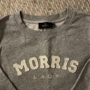 En långärmad Morris tröja som aldrig kommer till användning!❣️