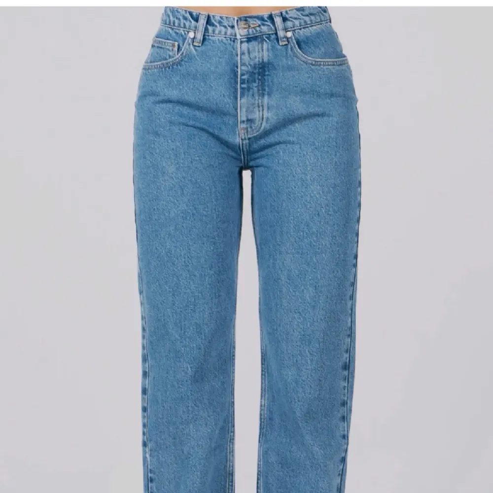 Super fina jeans från a-dsgn Bra skick, använda fåtal gånger  . Jeans & Byxor.