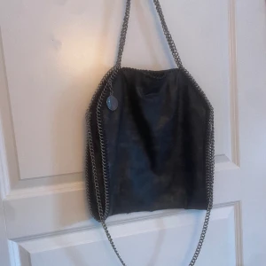Snygg väska  - Så snygg väska! Pris är diskuterbart❤️