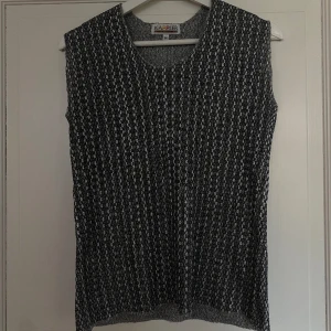 Topp - Snygg topp perfekt för våren!! 💓