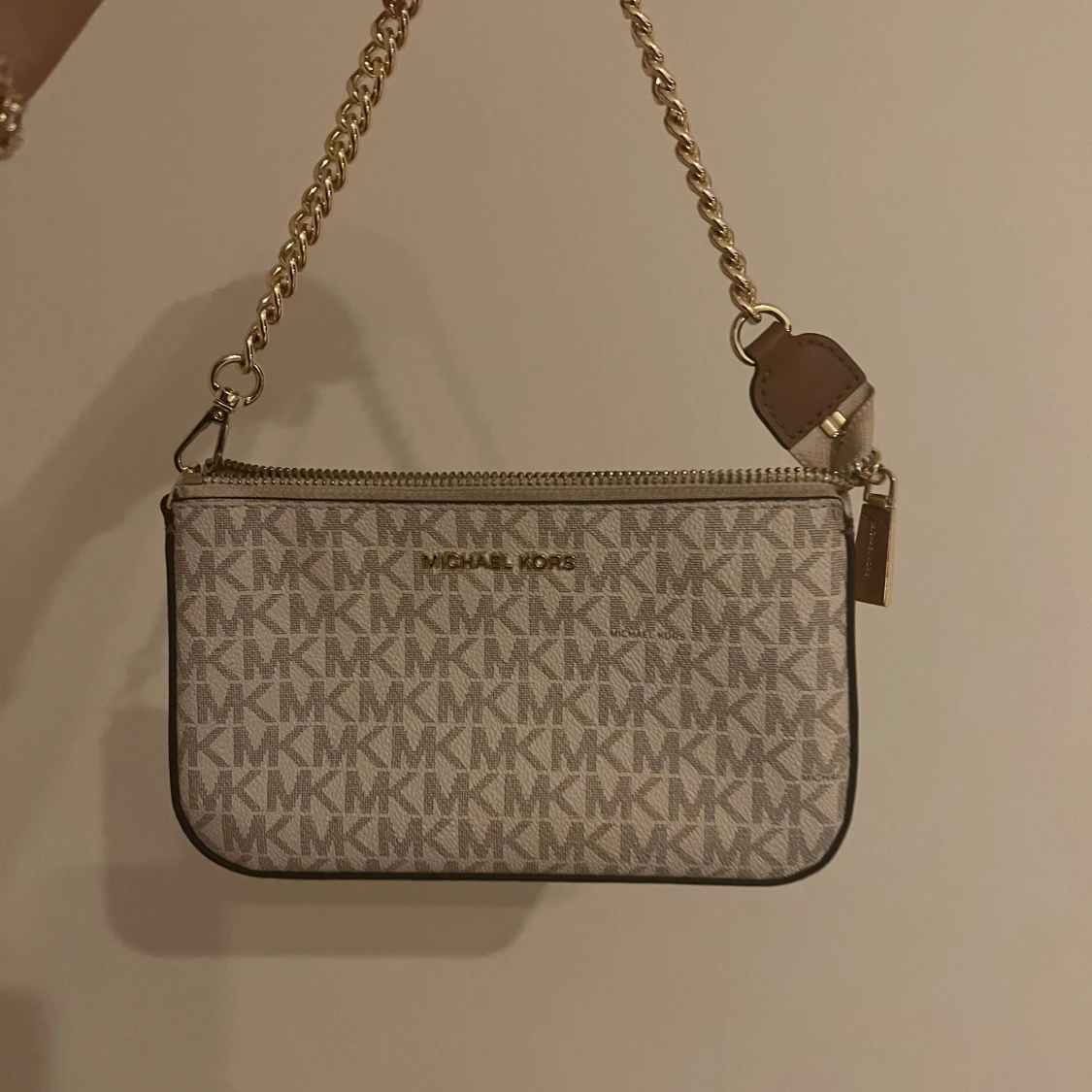 Michael Kors väska  - 91