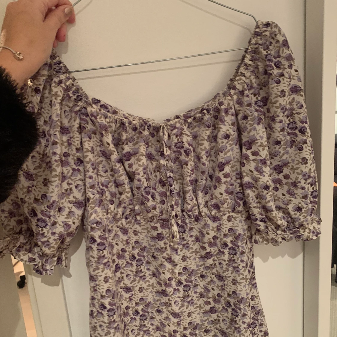 Blommig sommarklänning  - 91