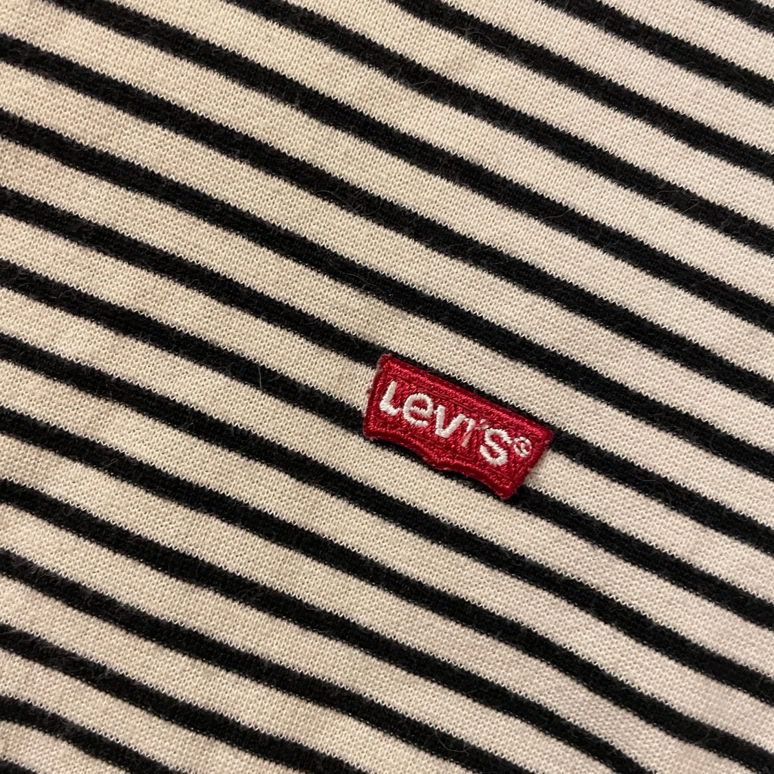 Tröja från Levi’s i stl. L - 91