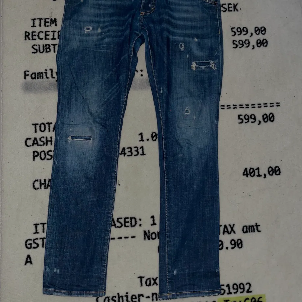 Säljs för 3000kr, nypris ca 6000kr, storlek 46, cond 9/10.. Jeans & Byxor.